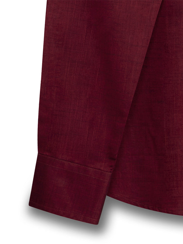 Vanquish Wine Solid Full Sleeve Single Cuff Slim Fit Party Wear Cotton Shirt