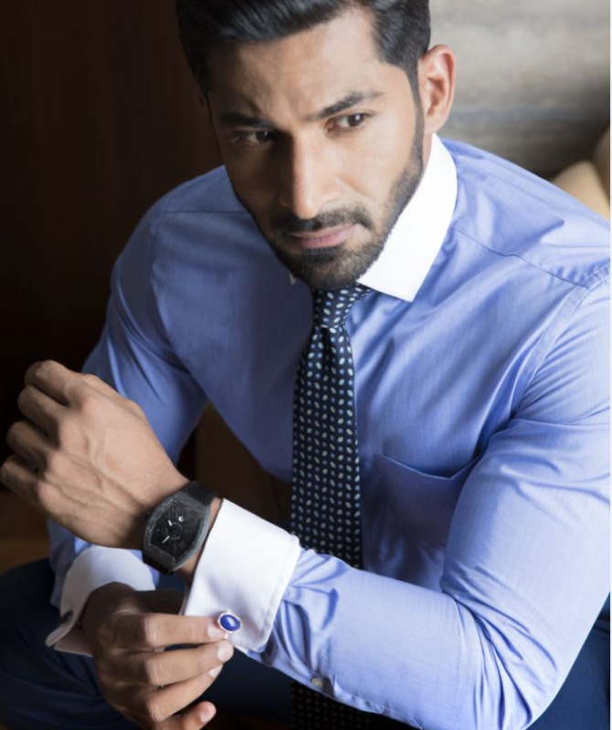 THE WALL STREET LOOK| HP Looks