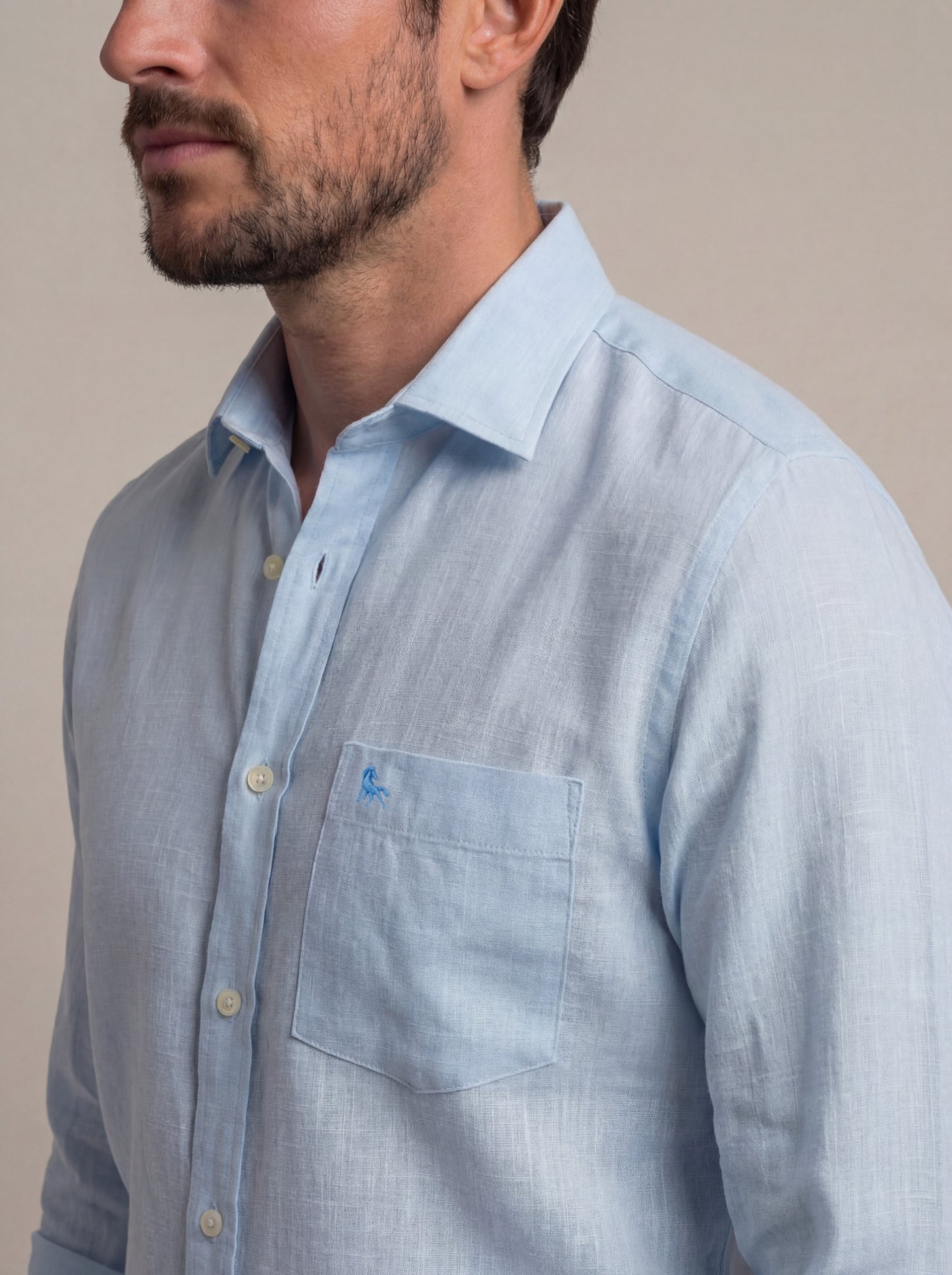 Gomera Slub Sky Solid Full Sleeve Tailored Fit Casual Cotton Shirt