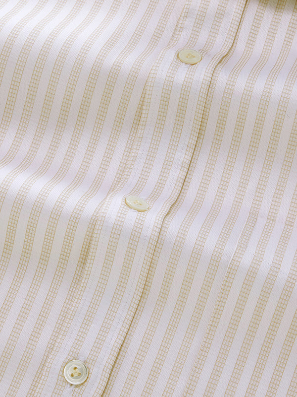 Da Vinci Sand Solid Full Sleeve Double Cuff Classic Fit Classic Formal Two Ply Mercerized Cotton Shirt
