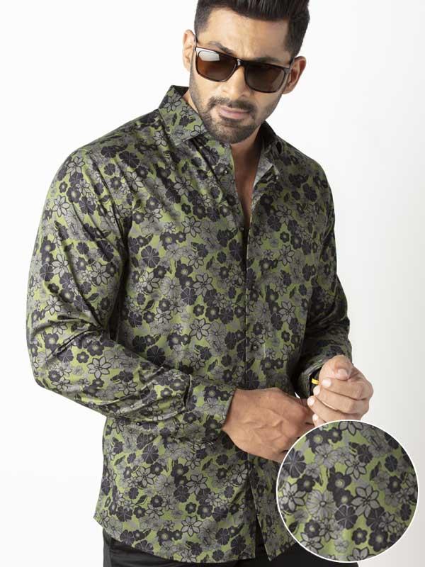 Petyr Green Printed Full Sleeve Single Cuff Slim Fit Party Wear  Blended Shirt