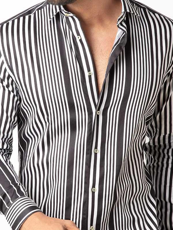 Sinaloa Black Striped Full Sleeve Single Cuff Slim Fit Party Wear Cotton Shirt