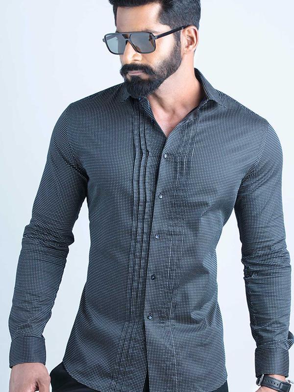 Snake Black Printed Full Sleeve Single Cuff Slim Fit Party Wear Blended Shirt