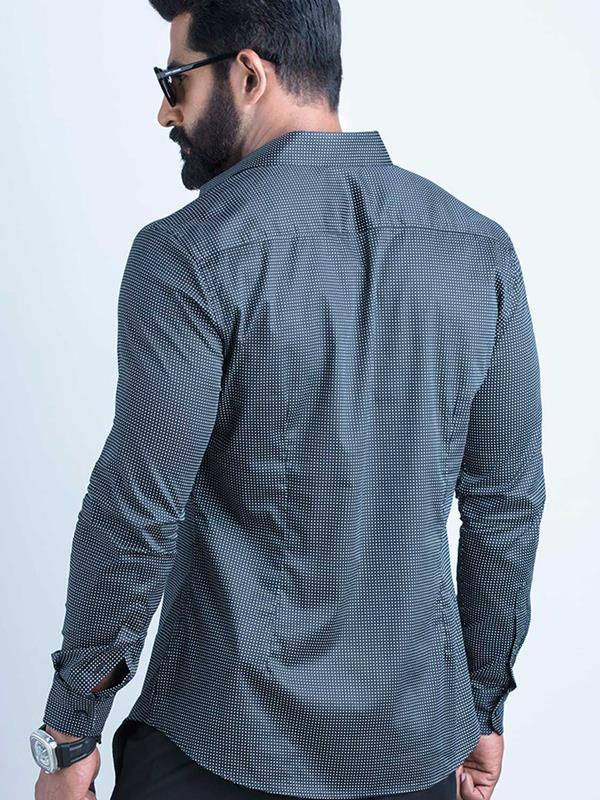 Snake Black Printed Full Sleeve Single Cuff Slim Fit Party Wear Blended Shirt