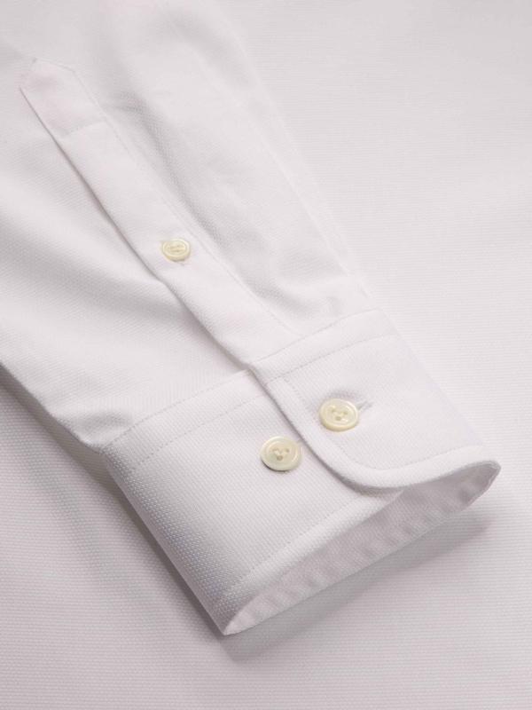 Arezzo White Solid Full Sleeve Single Cuff Classic Fit Classic Formal Two Ply Mercerized Cotton Shirt