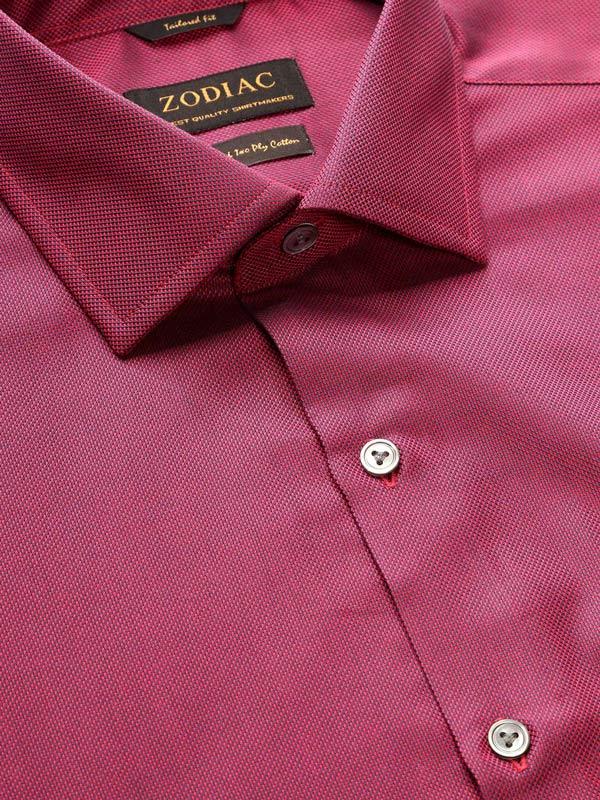Marzeno Red Solid Full Sleeve Single Cuff Tailored Fit Semi Formal Dark Two Ply Mercerized Cotton Shirt