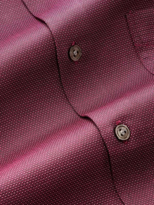 Bruciato Purple Solid Full Sleeve Single Cuff Tailored Fit Semi Formal Dark Two Ply Mercerized Cotton Shirt