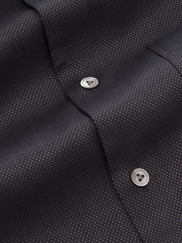 Bruciato Black Solid Full Sleeve Single Cuff Tailored Fit Semi Formal Dark Two Ply Mercerized Cotton Shirt