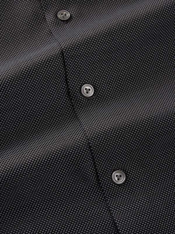 Bruciato Black & White Solid Full Sleeve Single Cuff Tailored Fit Semi Formal Dark Two Ply Mercerized Cotton Without Pocket Shirt