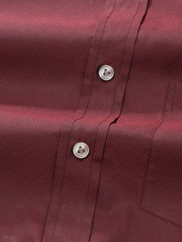 Carletti Burgundy Solid Full Sleeve Single Cuff Classic Fit  Semi Formal Dark  Italian 100's Cotton Shirt