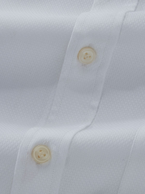 Cascia White Solid Full Sleeve Single Cuff Classic Fit Classic Formal Cotton Shirt