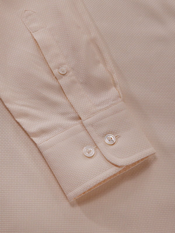 Cione Cream Solid Full Sleeve Single Cuff Tailored Fit Classic Formal Two Ply Mercerized Cotton Shirt