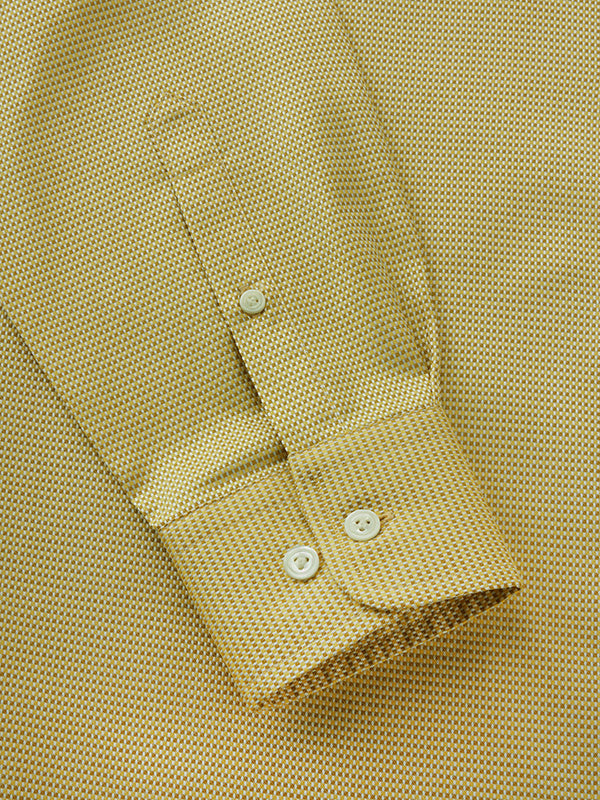 Cione Yellow Solid Full Sleeve Single Cuff Tailored Fit Classic Formal Two Ply Mercerized Cotton Shirt
