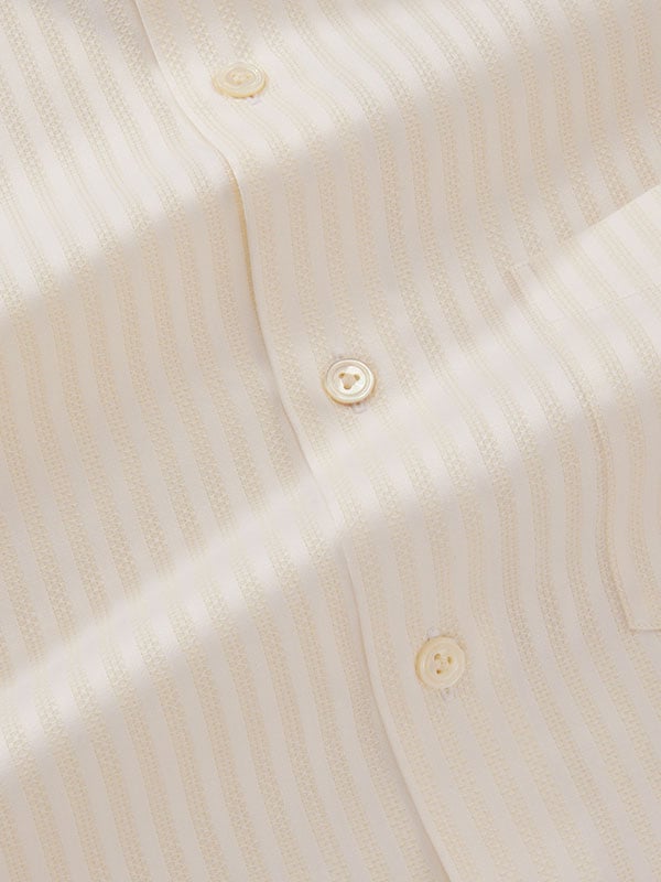 Da Vinci Cream Striped Full Sleeve Single Cuff Tailored Fit Classic Formal Two Ply Mercerized Cotton Shirt