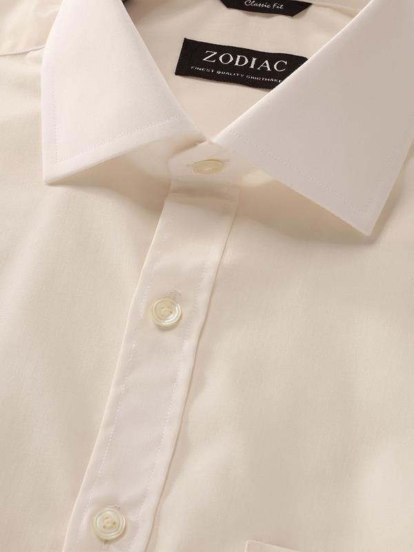 Easy Care Cream Solid Full Sleeve Single Cuff Tailored Fit Classic Formal Cotton Blend Shirt