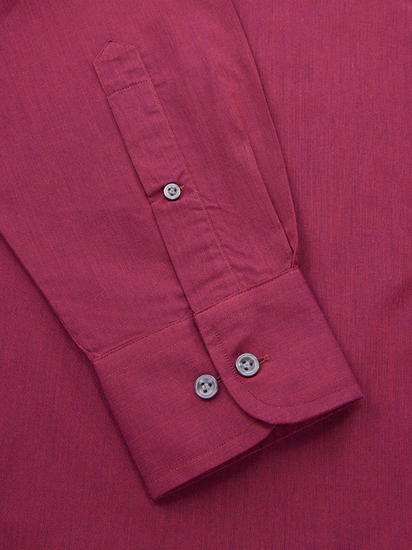 Easy Care Maroon Solid Full Sleeve Single Cuff Classic Fit Classic Formal Cotton Blend Shirt
