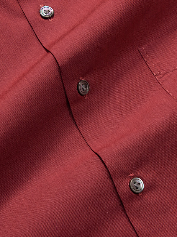 Fil A Fil Maroon Solid Full Sleeve Single Cuff Tailored Fit Dark Semi Formal Cotton Shirt