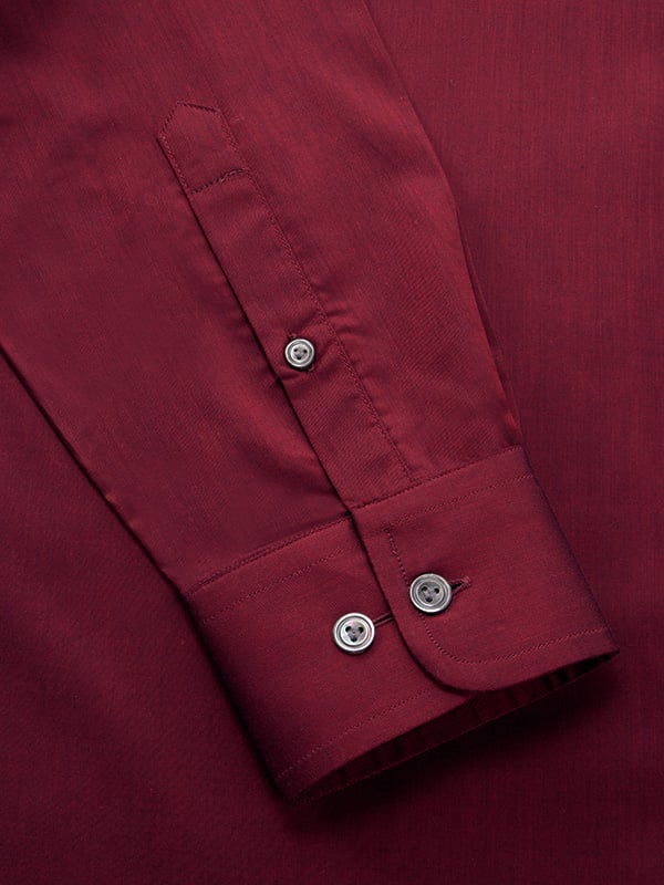 Fine Twill Maroon Solid Full Sleeve Single Cuff Tailored Fit Semi Formal Super Fine Cotton Shirt