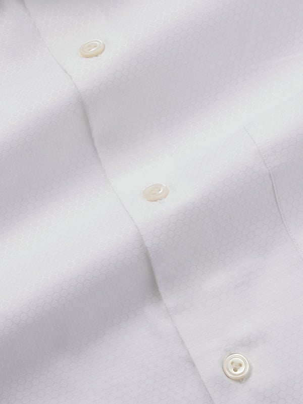 Matera White Solid Full Sleeve Single Cuff Tailored Fit Classic Formal Two Ply Mercerized Cotton Shirt