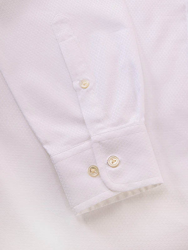 Matera White Solid Full Sleeve Single Cuff Tailored Fit Classic Formal Two Ply Mercerized Cotton Without Pocket Shirt
