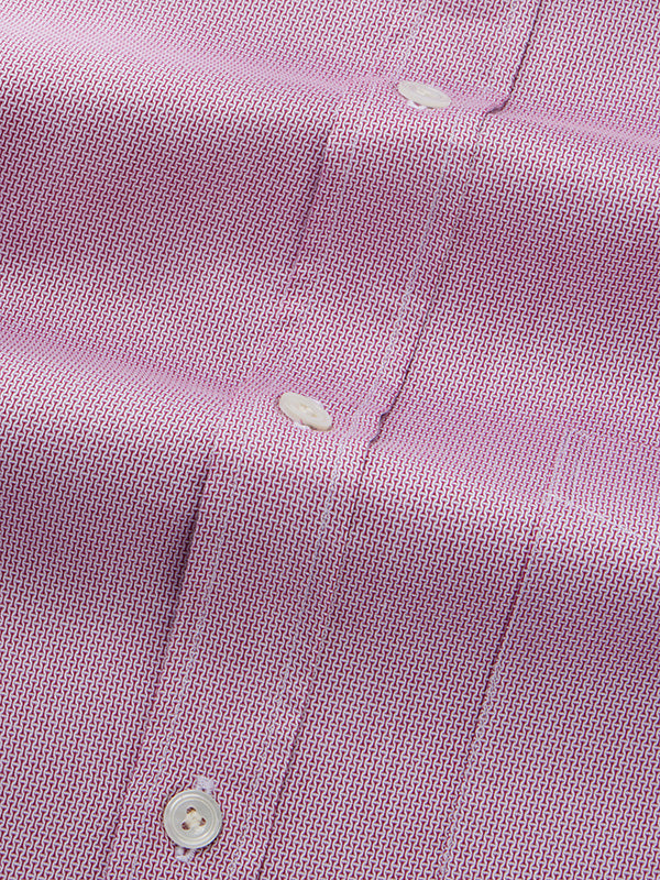 Montefalco Red Solid Full Sleeve Single Cuff Classic Fit Classic Formal Silk Touch Egyptian Giza Cotton Shirt