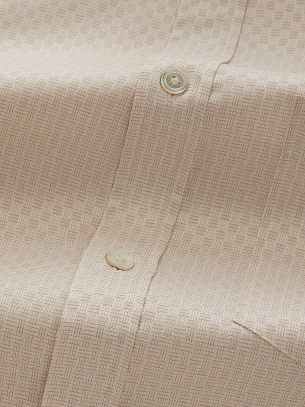 Monteverdi Cream Solid Full Sleeve Single Cuff Classic Fit Classic Formal Two Ply Mercerized Cotton Shirt