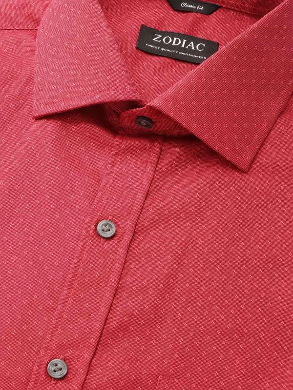 Savuto Red Solid Full Sleeve Single Cuff Tailored Fit Semi Formal Dark Cotton Shirt