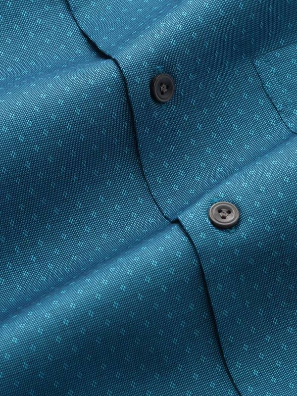 Savuto Turquoise Solid Full Sleeve Single Cuff Tailored Fit Semi Formal Dark Cotton Shirt