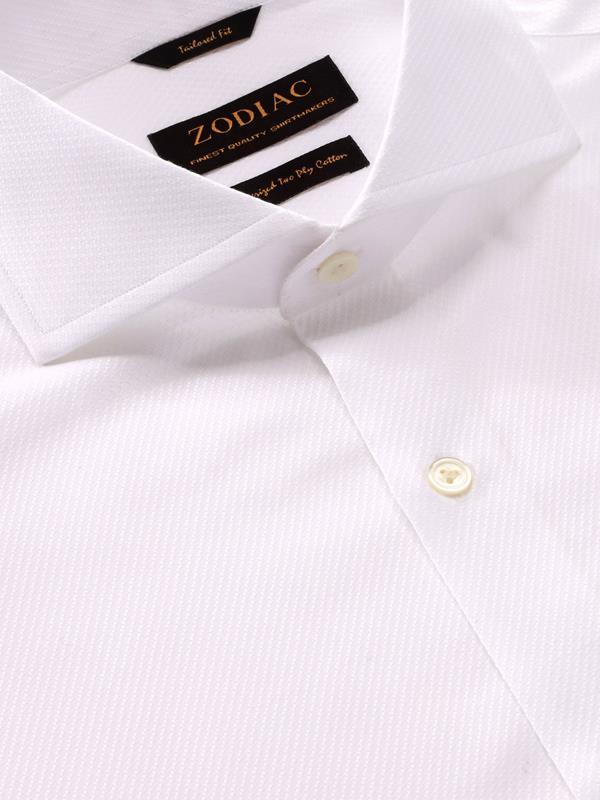 Tramonti White Solid Full Sleeve Single Cuff Tailored Fit Classic Formal Two Ply Mercerized Cotton Shirt
