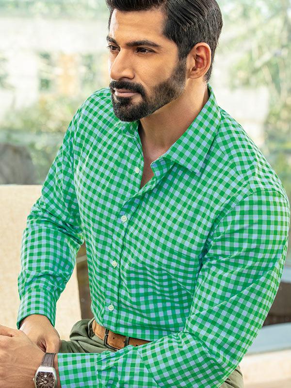 Vivace Green Check Full Sleeve Single Cuff Classic Fit Semi Formal Silk Touch Egyptian Giza Cotton Shirt